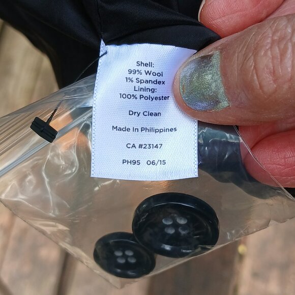 Talbots Black Italian Flannel Blazer Buttons & Pockets Soft & Warm  As New Sz 14 - Picture 4 of 6